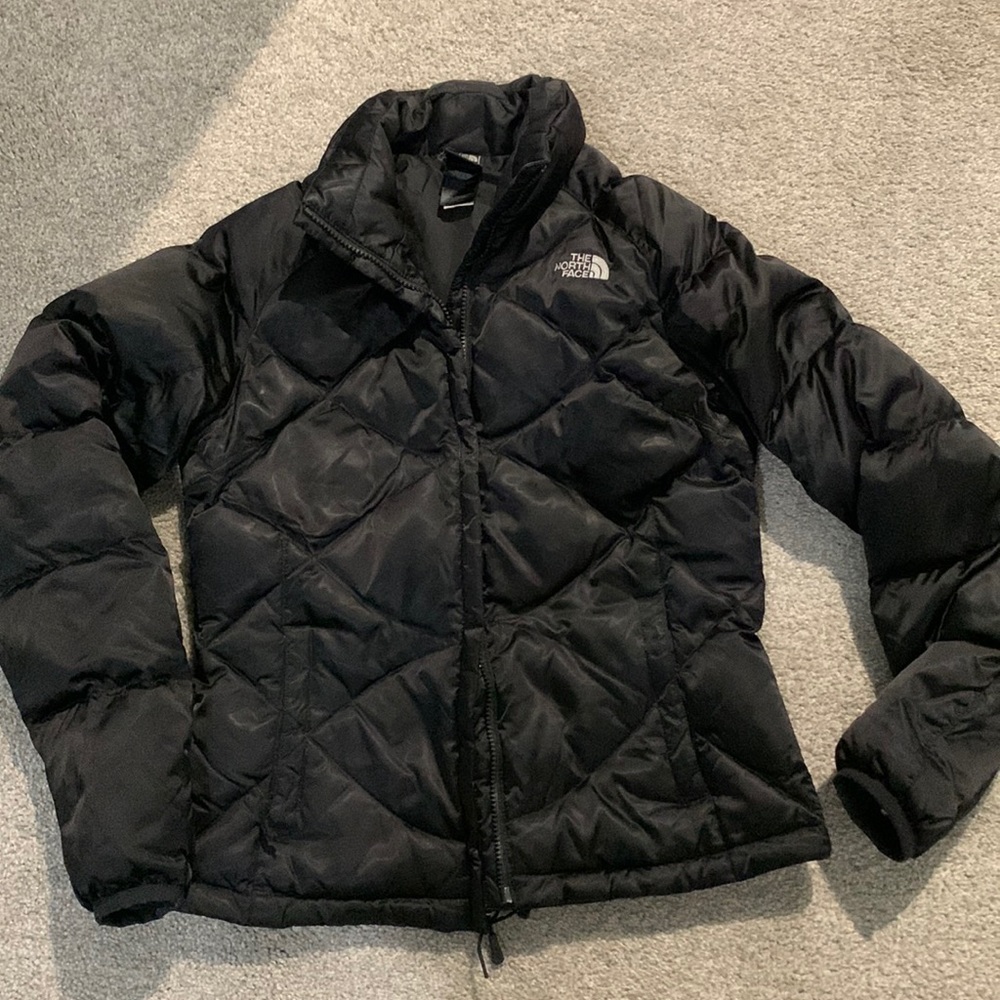 North face puffer jacket